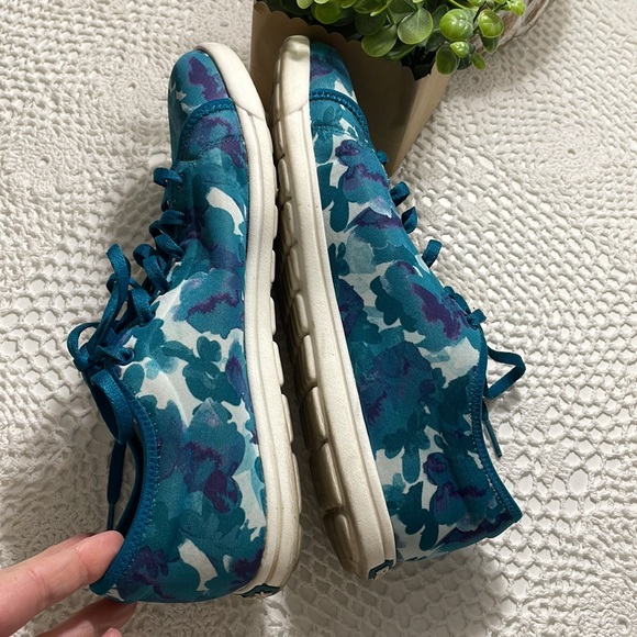 Redbox walking shoe US 8.5 - Picture 6 of 9